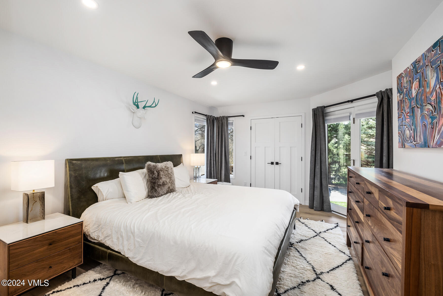 931 Singletree Road, Unit 28 Edwards, CO 81632 - Photo 17 of 34 Primary Bed