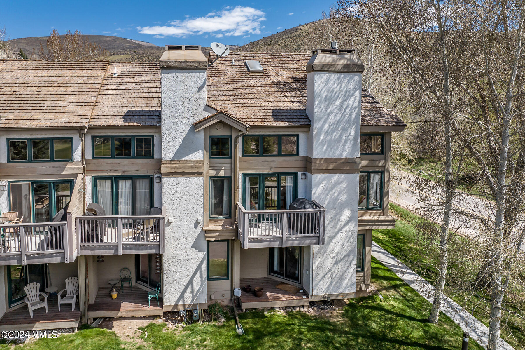 931 Singletree Road, Unit 28 Edwards, CO 81632 - Photo 30 of 34 Exterior Rear