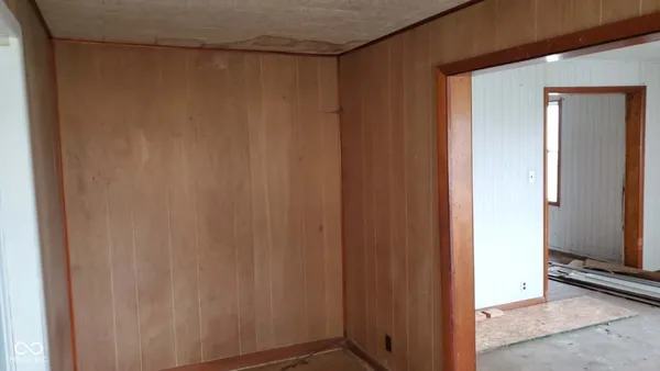 $49,900 | 355 West Commerce Street, Dunkirk, IN 47336