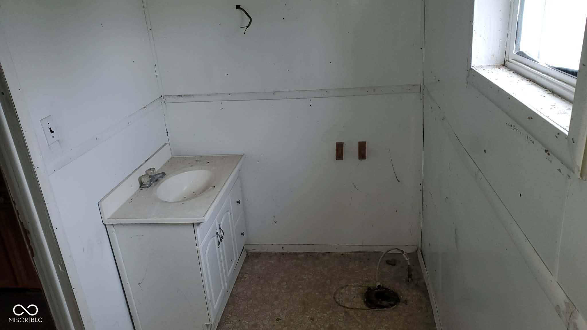 355 West Commerce Street Dunkirk, IN 47336 - Photo 20 of 25