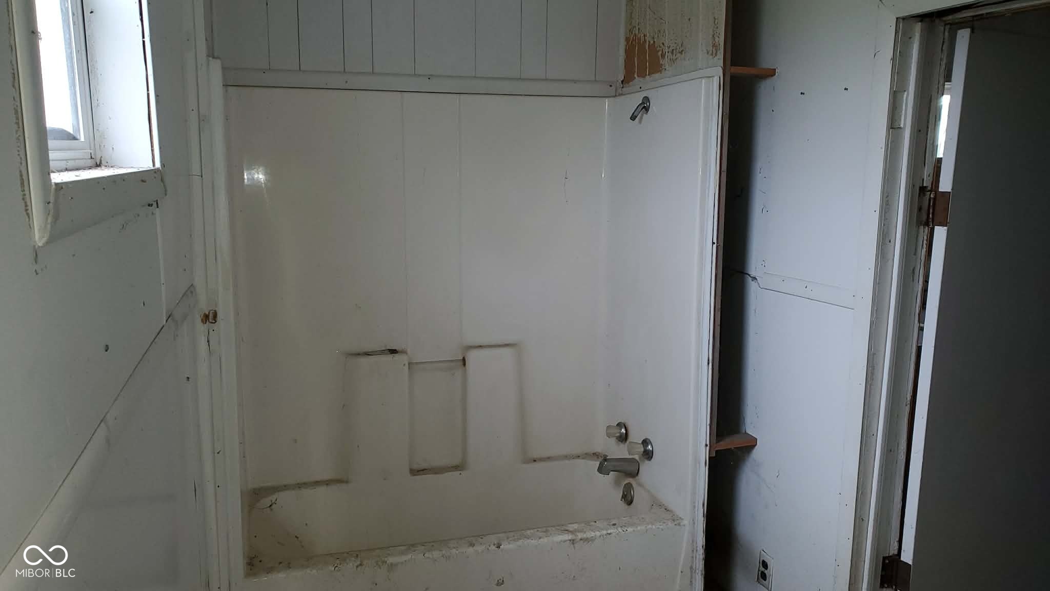 355 West Commerce Street Dunkirk, IN 47336 - Photo 23 of 25