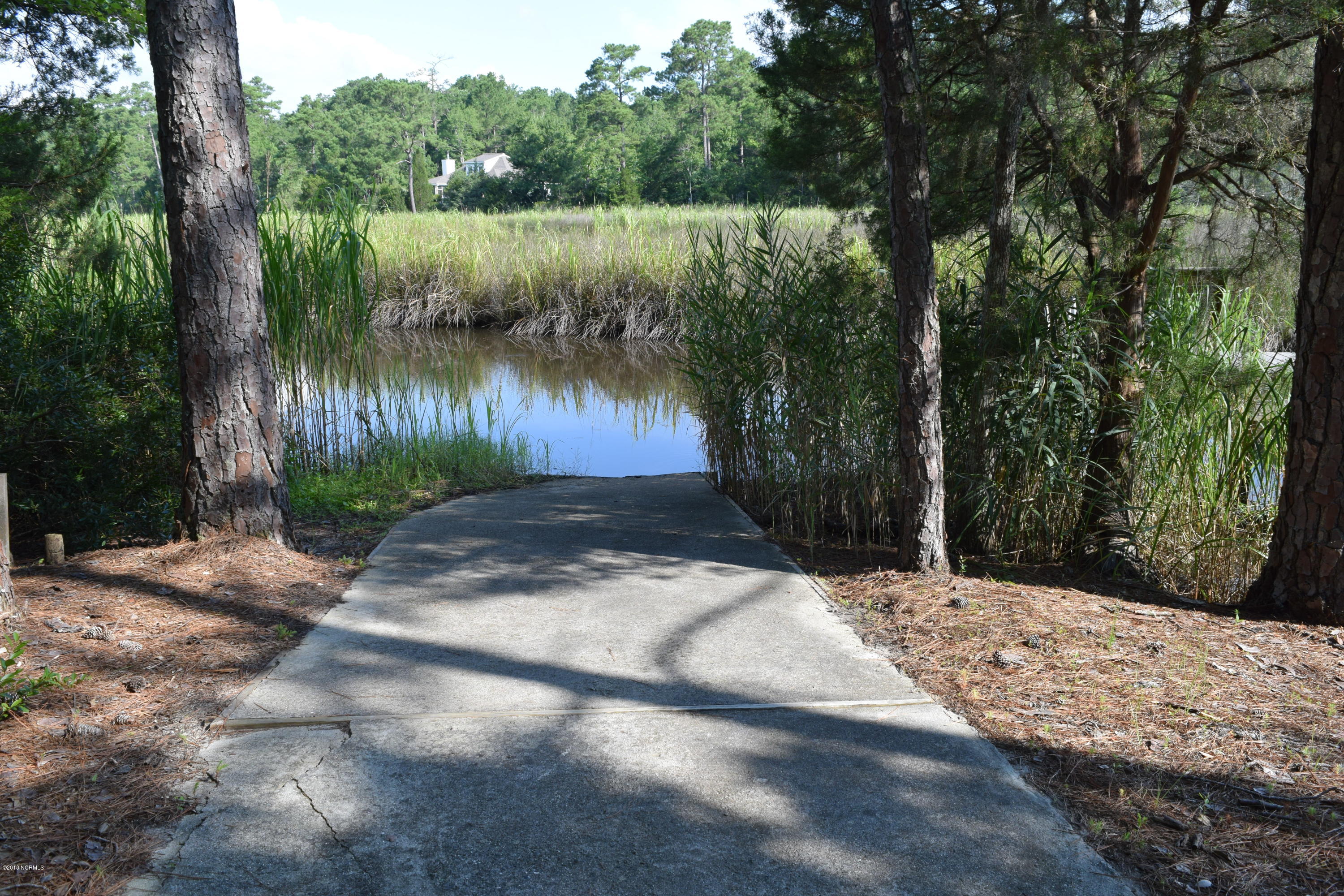 4601 Merrimon Road Beaufort, NC 28516 - Photo 35 of 39 Boat Ramp