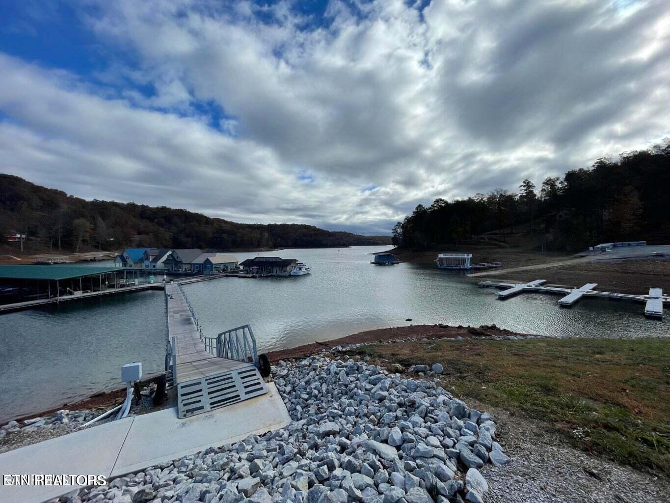 583 South Two Rivers Lane La Follette, TN 37766 - Photo 16 of 23 20230912195853819797000000-o
