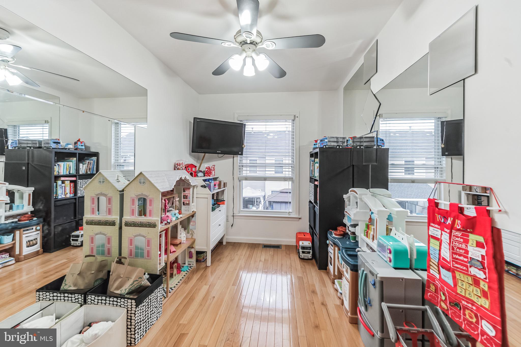 3572 Edgemont Street Philadelphia, PA 19134 - Photo 23 of 32