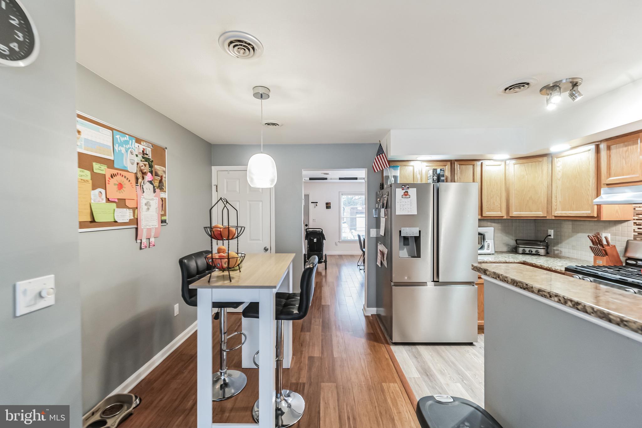 3572 Edgemont Street Philadelphia, PA 19134 - Photo 9 of 32