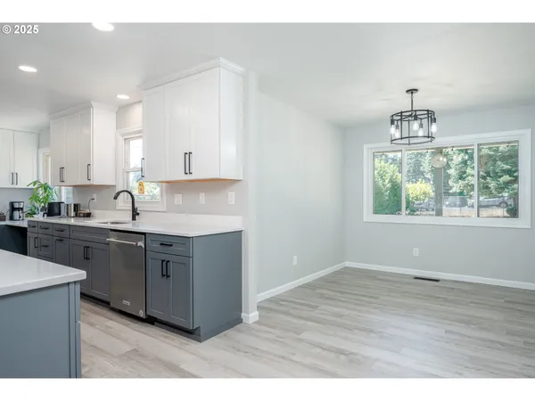 $470,000 | 3537 Southeast 128th Avenue, Portland, OR 97236