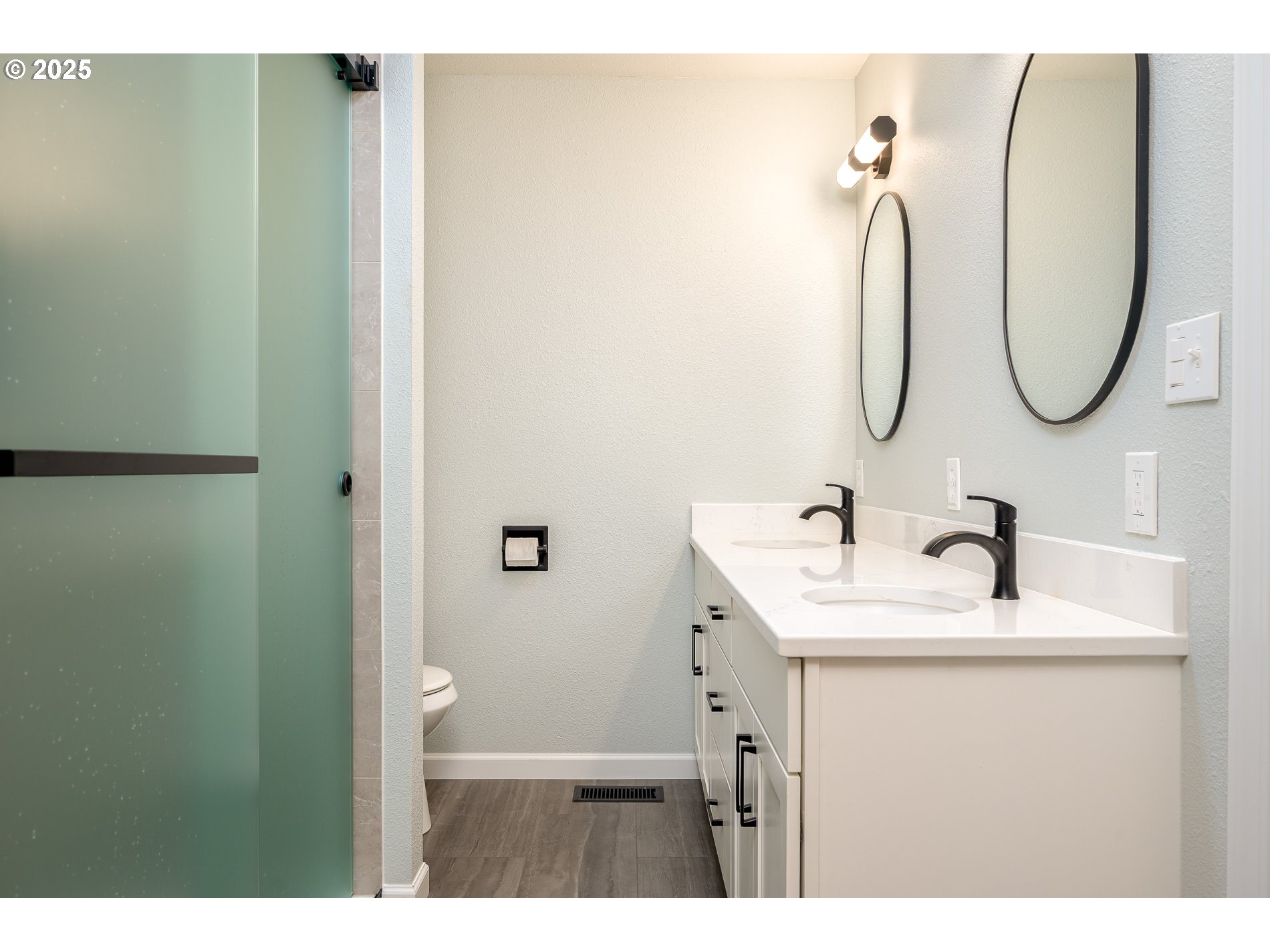 3537 Southeast 128th Avenue Portland, OR 97236 - Photo 21 of 45