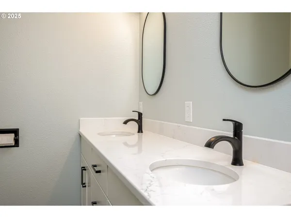 $470,000 | 3537 Southeast 128th Avenue, Portland, OR 97236