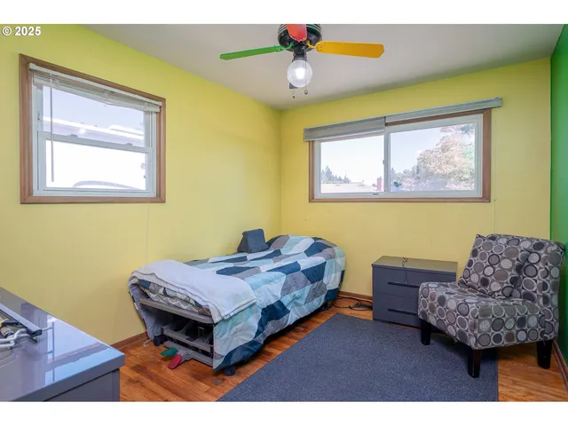 $479,900 | 3537 Southeast 128th Avenue, Portland, OR 97236