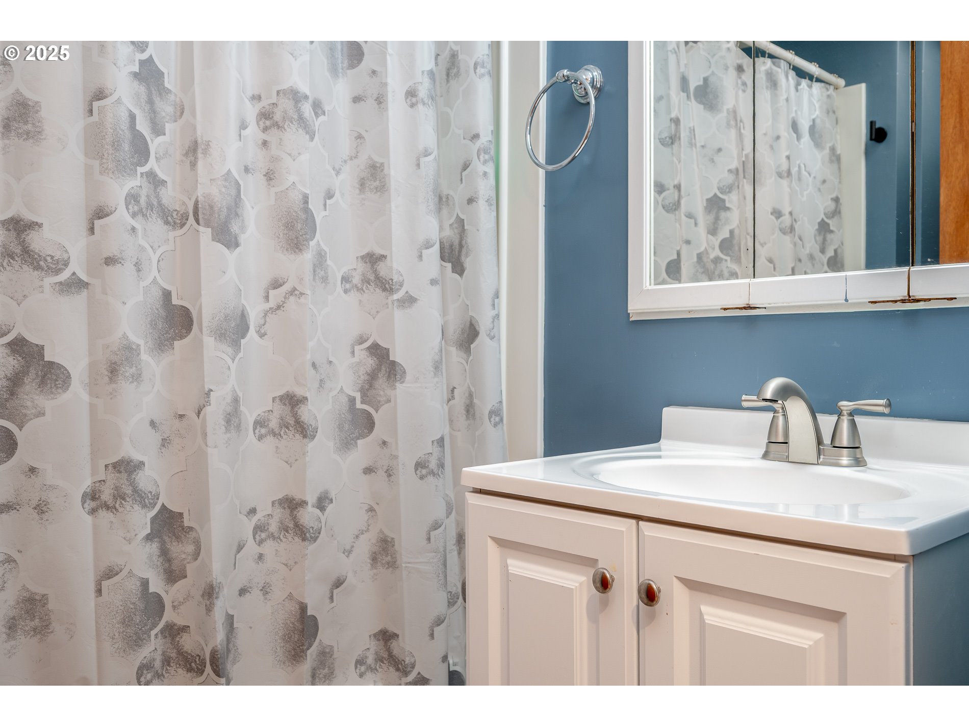 3537 Southeast 128th Avenue Portland, OR 97236 - Photo 29 of 45