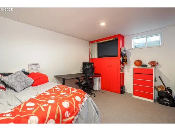 $470,000 | 3537 Southeast 128th Avenue, Portland, OR 97236