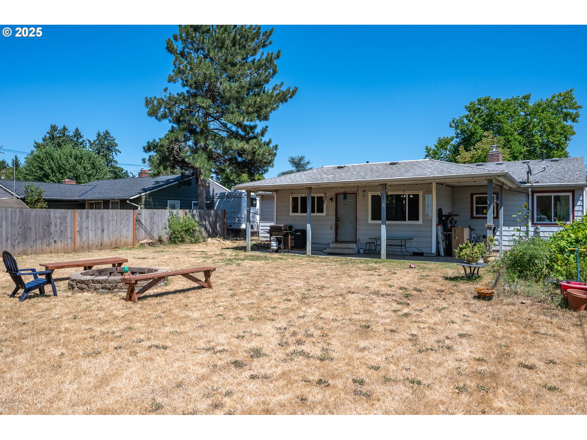 3537 Southeast 128th Avenue Portland, OR 97236 - Photo 40 of 45