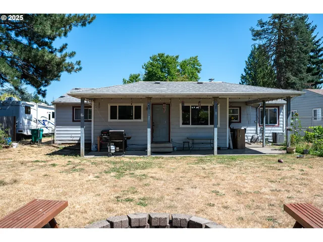 $479,900 | 3537 Southeast 128th Avenue, Portland, OR 97236