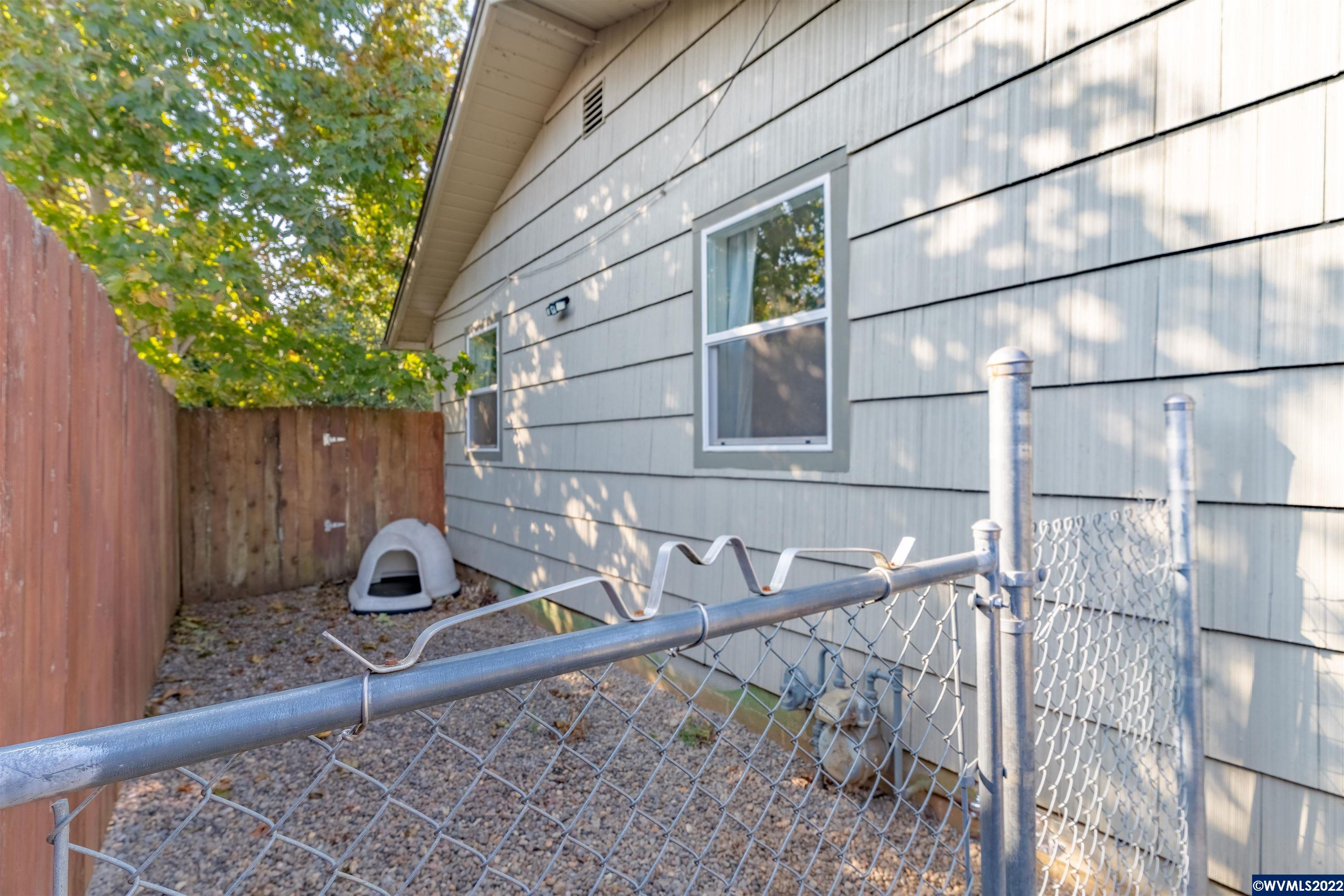 266 Mize Road Southeast Salem, OR 97302 - Photo 38 of 40