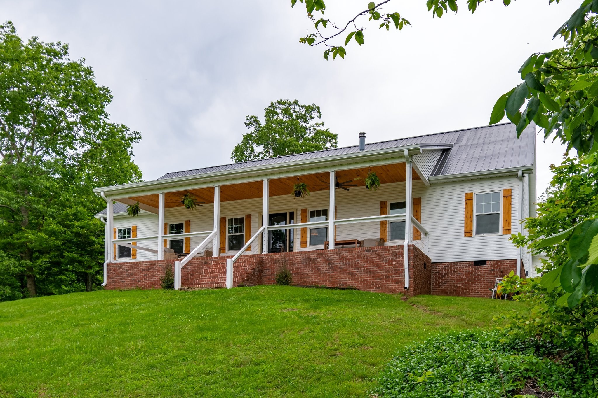 3402 Blackburn Road Santa Fe, TN 38482 - Photo 3 of 35