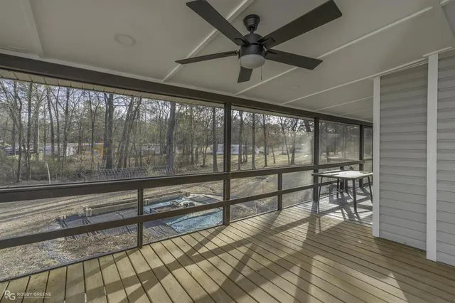 $299,900 | 152 Twin Point Drive, Benton, LA 71006