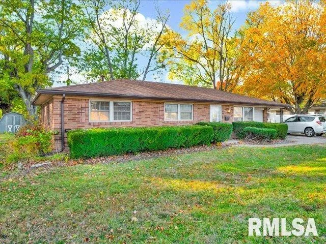 $120,000 | 4011 North Sterling Avenue, Peoria, IL 61615