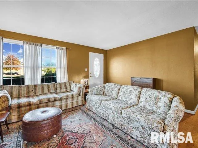 $120,000 | 4011 North Sterling Avenue, Peoria, IL 61615