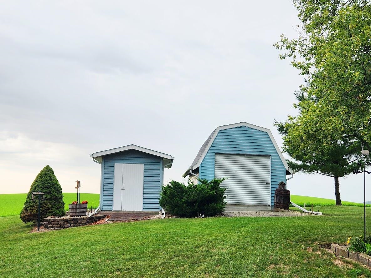 W2998 Ledge Road Mount Calvary, WI 53057 - Photo 14 of 15 Gallery Image 14