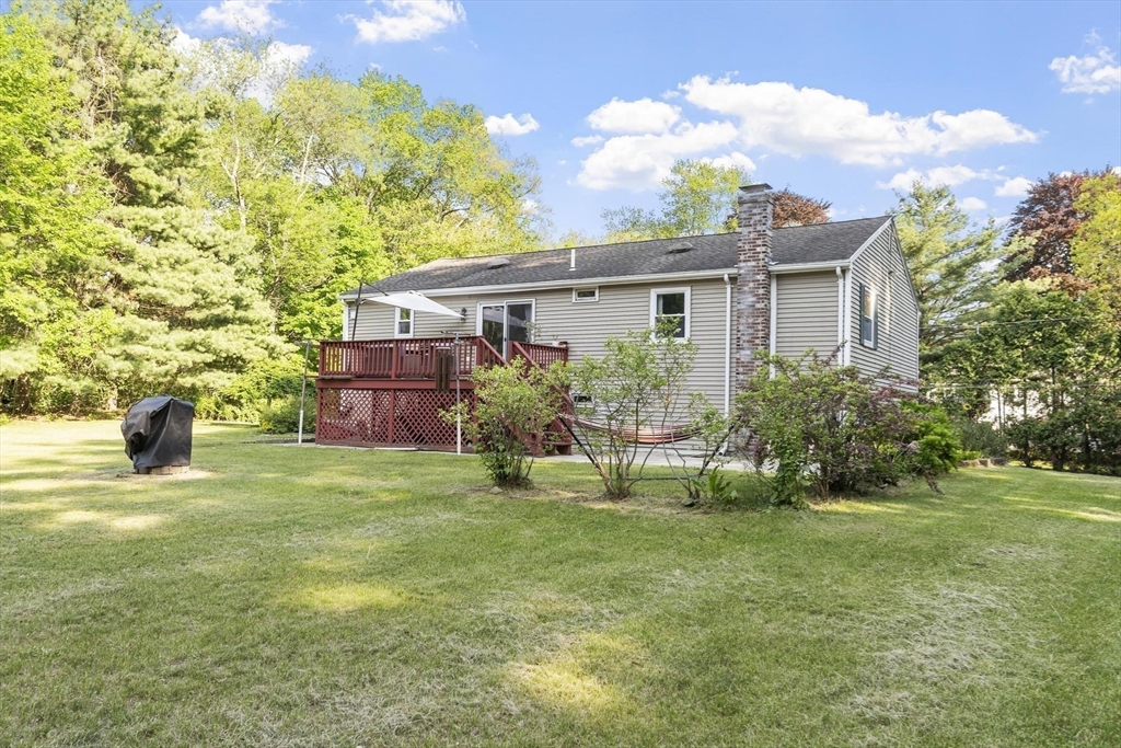 12 Murphy Road Hudson, MA 01749 - Photo 29 of 36
