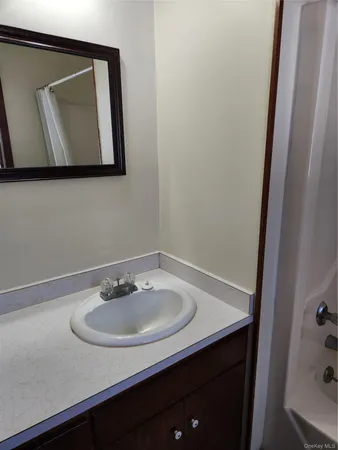 $1,500 | 63 Jefferson Road, Unit A, Red Hook, NY 12571