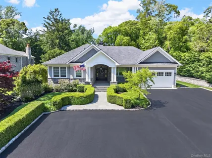 $2,995,000 | 379 Frost Pond Road, Glen Head, NY 11545