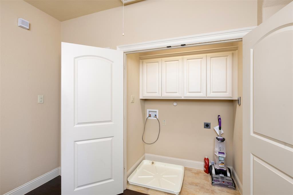 7914 Bishop Road Plano, TX 75024 - Photo 16 of 29