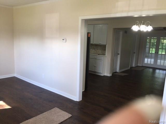 1230 Adams Road Burton, MI 48509 - Photo 6 of 31 adams10.jpg
