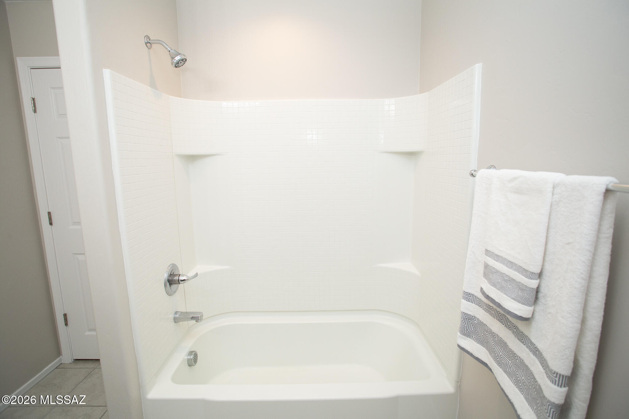 12071 East Ryscott Circle Vail, AZ 85641 - Photo 29 of 37 Secondary Bathroom