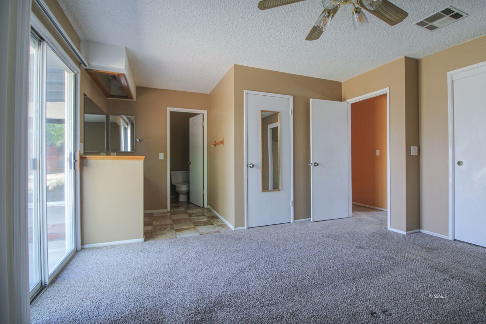 925 West Tamarisk Avenue Ridgecrest, CA 93555 - Photo 23 of 37