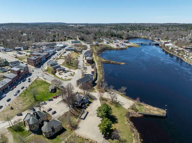 $329,900 | 112 South Street, Calais, ME 04619