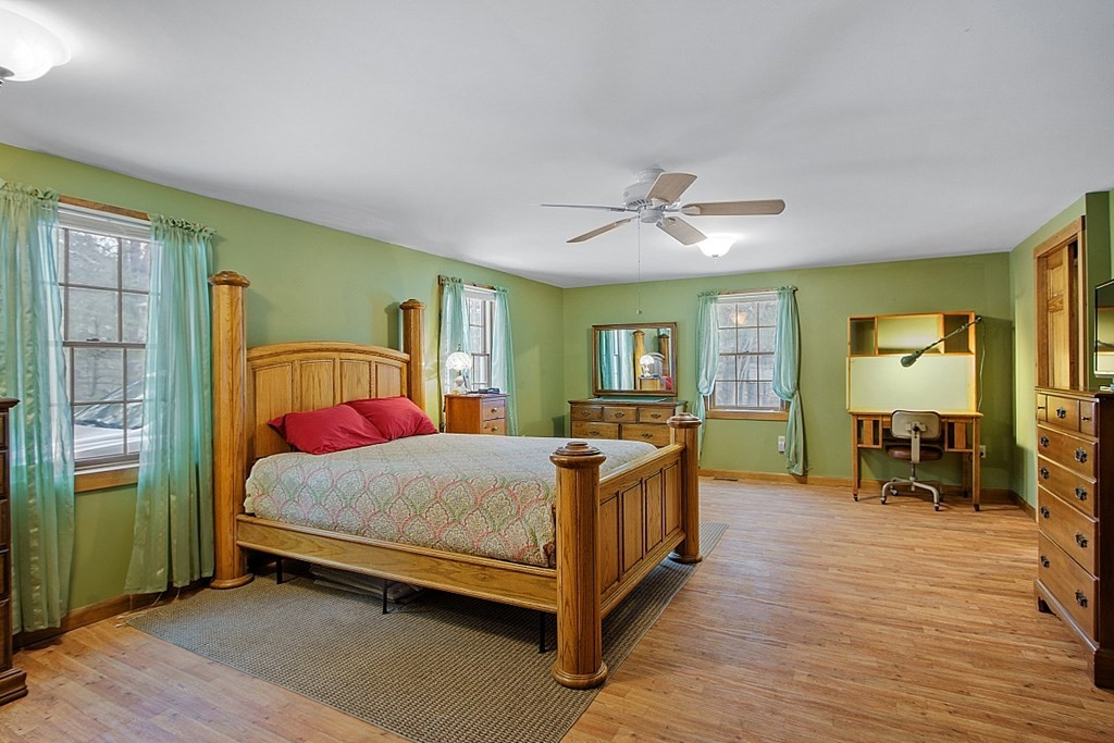 89 Fitchburg Road Townsend, MA 01469 - Photo 34 of 41