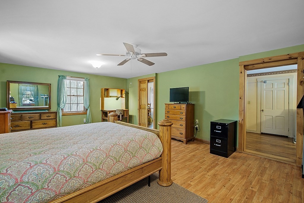89 Fitchburg Road Townsend, MA 01469 - Photo 35 of 41