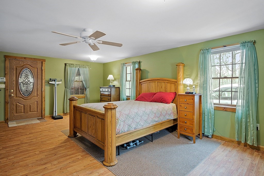 89 Fitchburg Road Townsend, MA 01469 - Photo 36 of 41