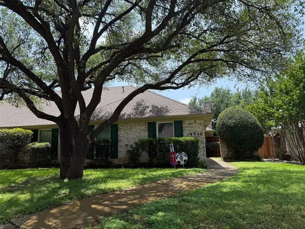 $2,780 | 16325 Lauder Lane, Dallas, TX 75248