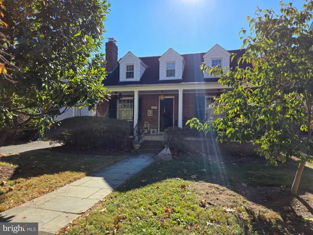 $1,100,000 | 4822 Chevy Chase Boulevard, Chevy Chase, MD 20815