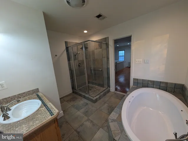 $1,100,000 | 4822 Chevy Chase Boulevard, Chevy Chase, MD 20815