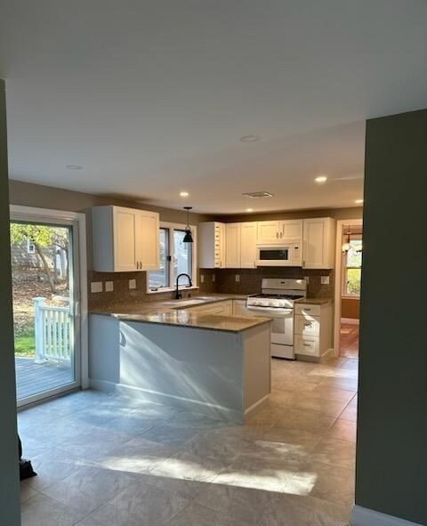 202 Dale Street Waltham, MA 02451 - Photo 1 of 10