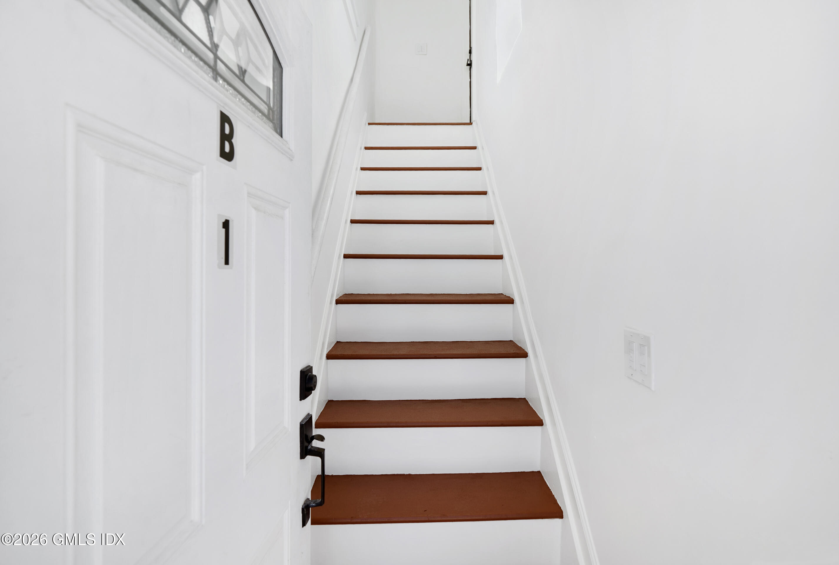 212 Davis Avenue, Unit B Greenwich, CT 06830 - Photo 2 of 10 a view of entryway