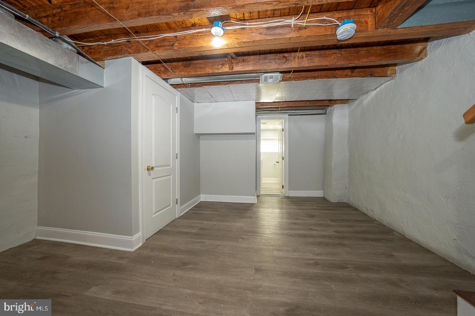 239 Avon Road Upper Darby, PA 19082 - Photo 36 of 56