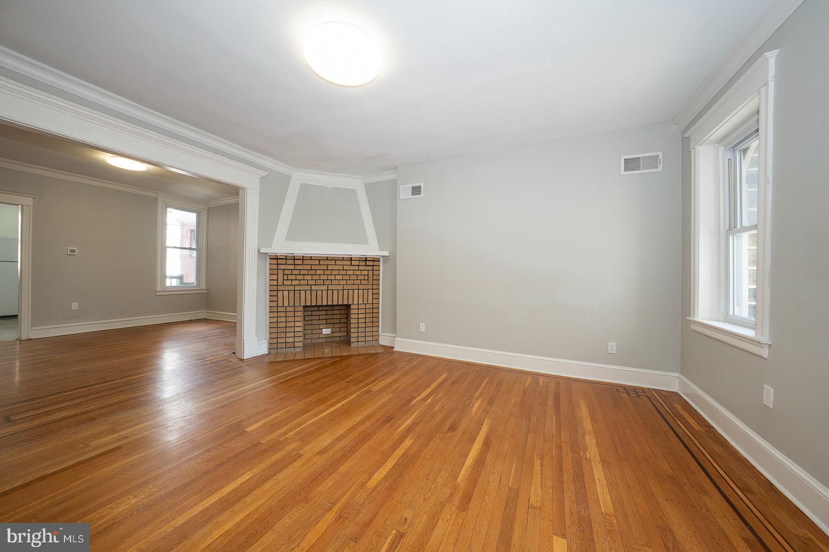 239 Avon Road Upper Darby, PA 19082 - Photo 4 of 56