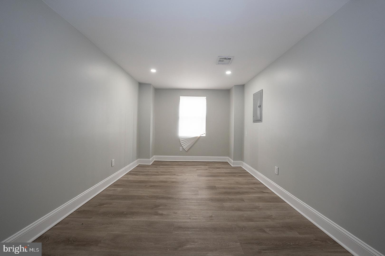 239 Avon Road Upper Darby, PA 19082 - Photo 43 of 56