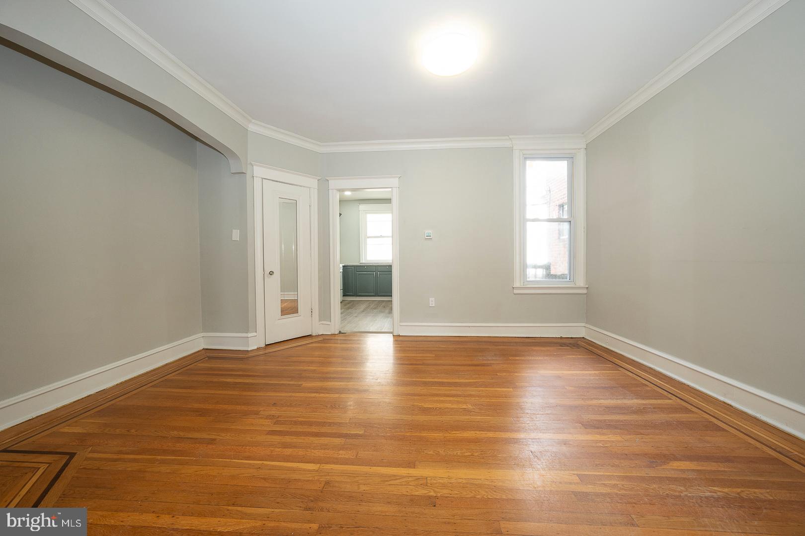 239 Avon Road Upper Darby, PA 19082 - Photo 7 of 56