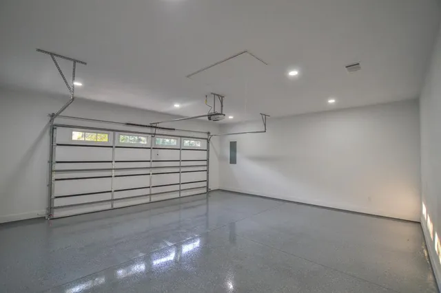 a view of a garage room