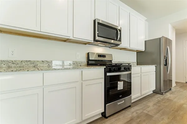 $2,100 | 4214 Ramsbury Reach Court, Fulshear, TX 77441