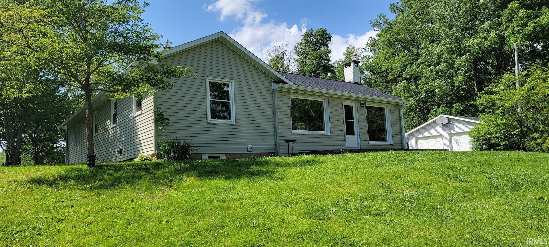 13145 West River Road Shoals, IN 47581 - Photo 4 of 24