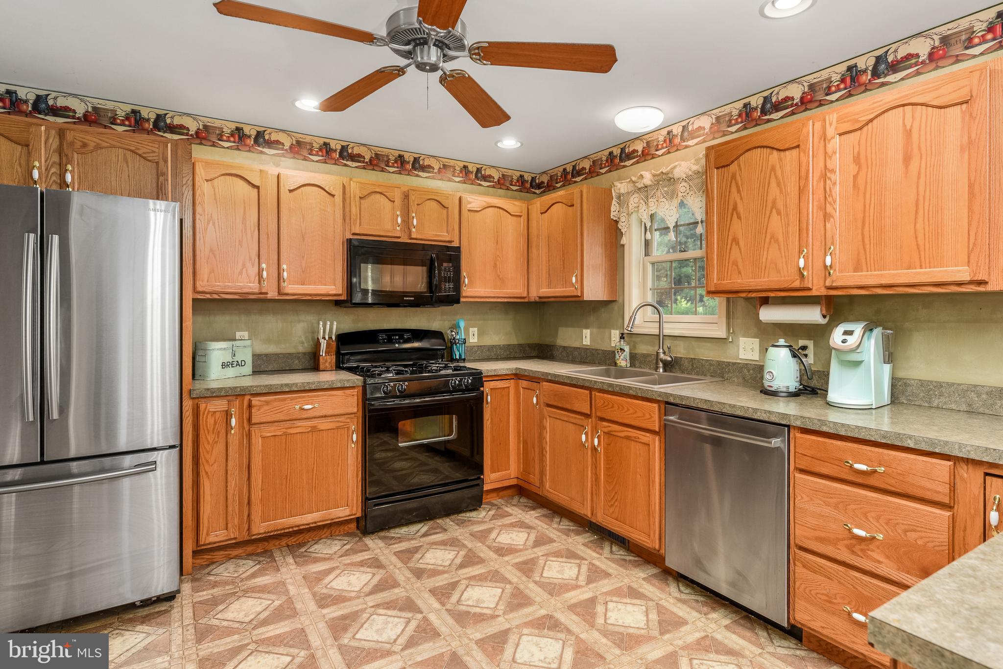 346 Balmer Road Lititz, PA 17543 - Photo 6 of 25