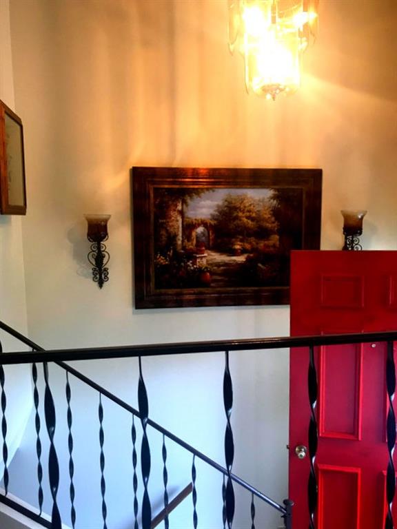 146 East Brewster Road Butler, PA 16001 - Photo 2 of 25 Gallery Image 2