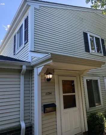 $2,000 | 1194 Cove Drive, Prospect Heights, IL 60070