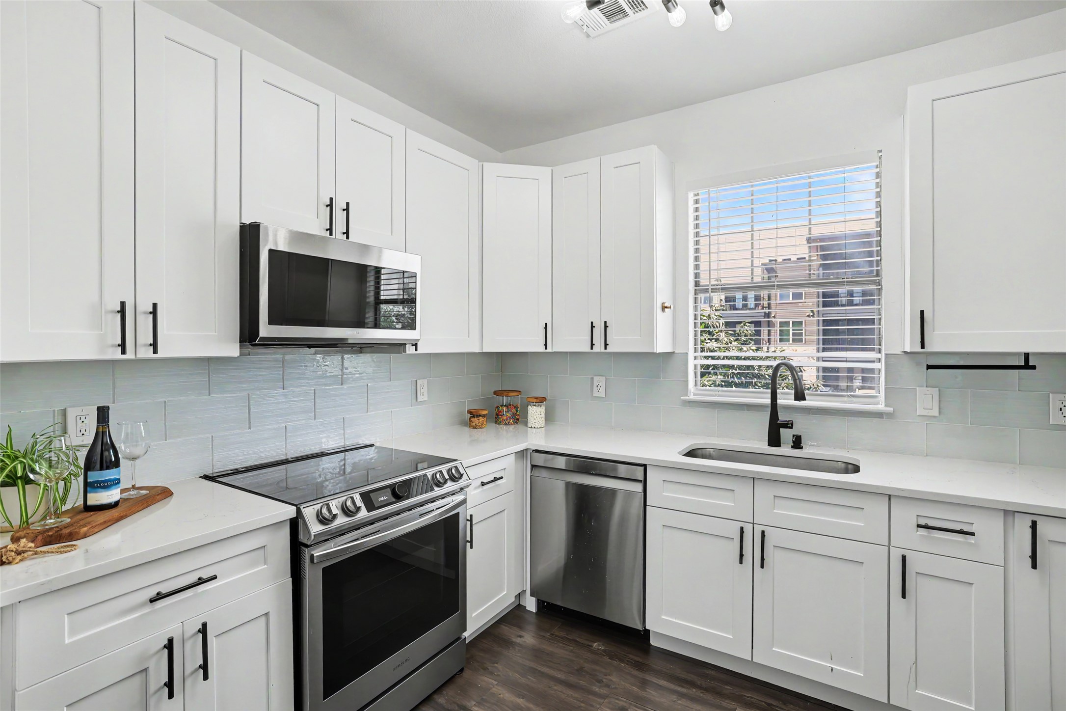 11203 Ranch Road 2222, Unit 2203 Austin, TX 78732 - Photo 14 of 38